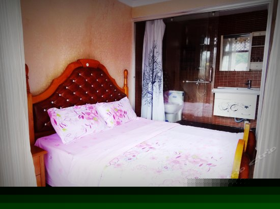 临江阳台大床房