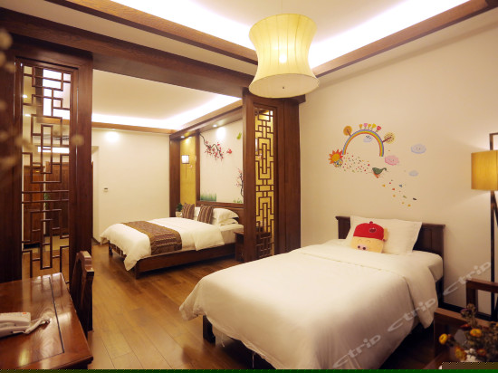 一家亲（亲子房）