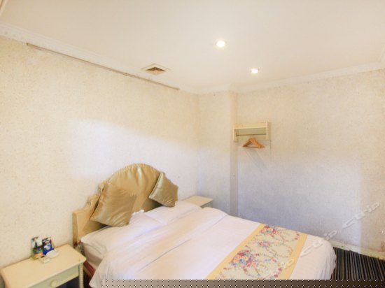 商务套房(无窗)