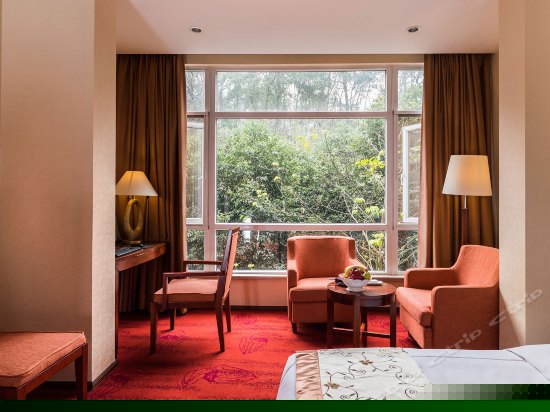 5号楼标准双床间