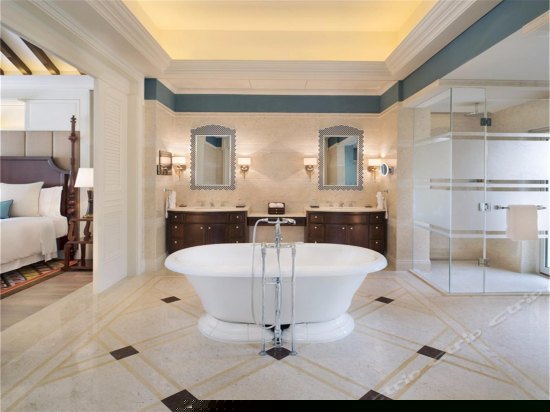 御波苑一居泳池别墅