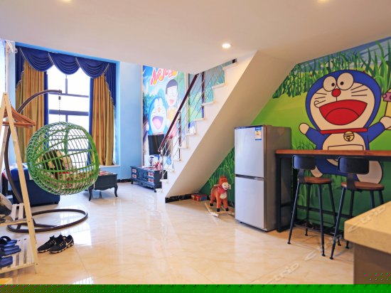 哆啦 a 梦Loft双床间