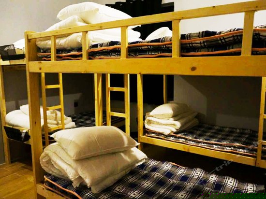 女生六人床位房