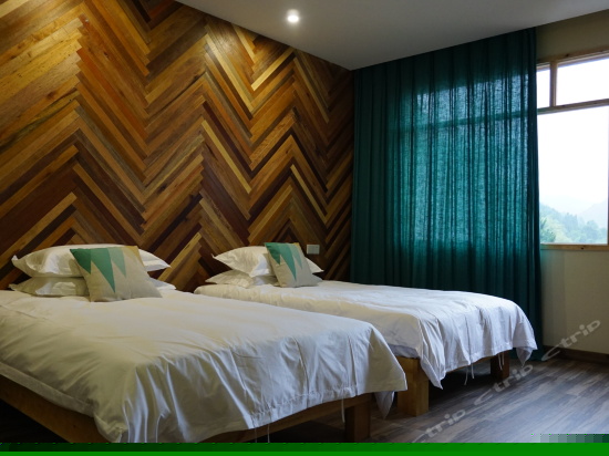 梵隐·山景双床房