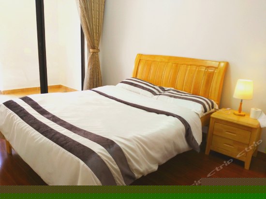 普罗旺斯薰衣草主题180度海景三居室套房