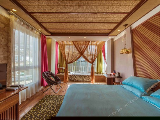 海景露台浴缸桑拿房2层