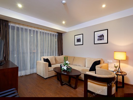 豪华温泉房套房A