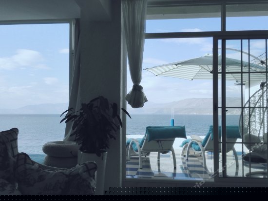 豪华海景带榻榻米露台大床房309