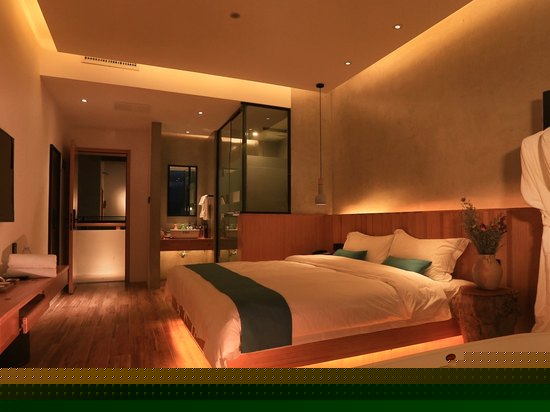 精致海景大床房