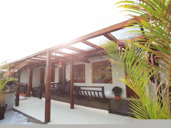 A302天字二号复古雕花床