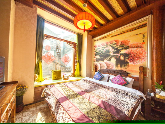 精品大床房（三寸日光）