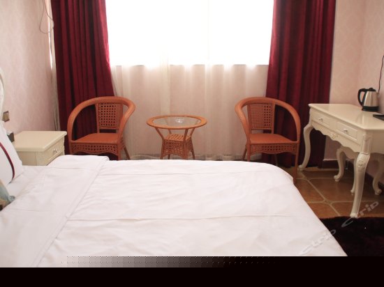 浪漫欧式大床房