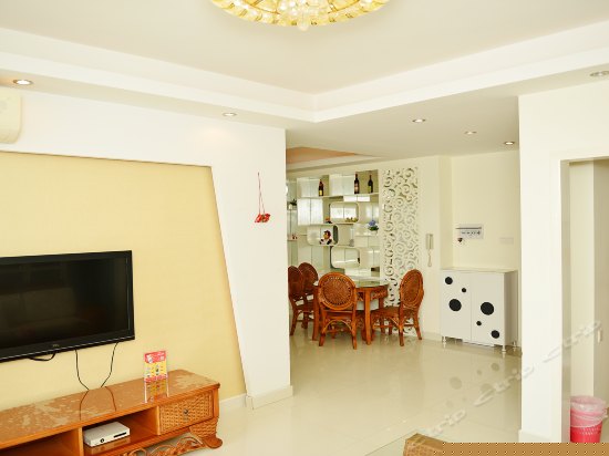 豪华海景小三房一厅