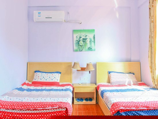 温馨舒适双床房