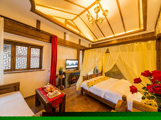 大业店典雅蜜月小套房