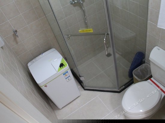 高级市景单卧双床房