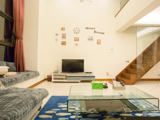 豪华复式家庭房