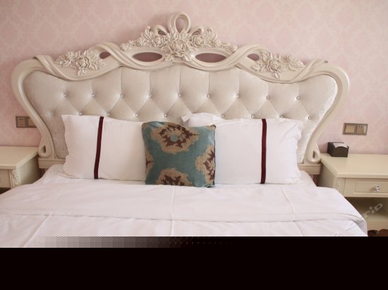 浪漫欧式大床房