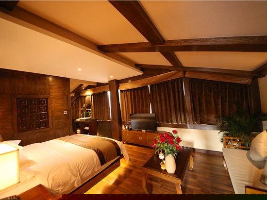 藏式风情温馨家庭套房