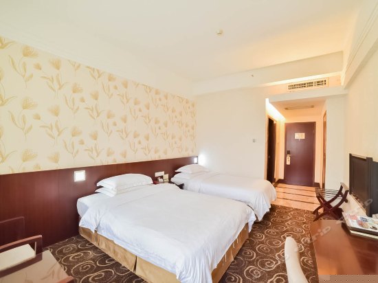 豪华双床房(大小床）