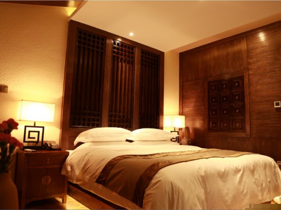 藏式风情温馨家庭套房