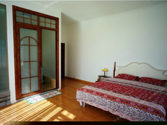 温馨豪华大床房