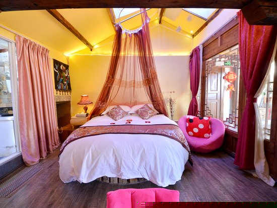 七一阳光蜜月房