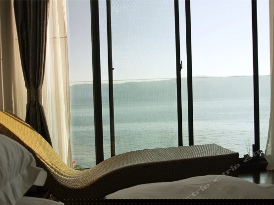 精致海景双床房