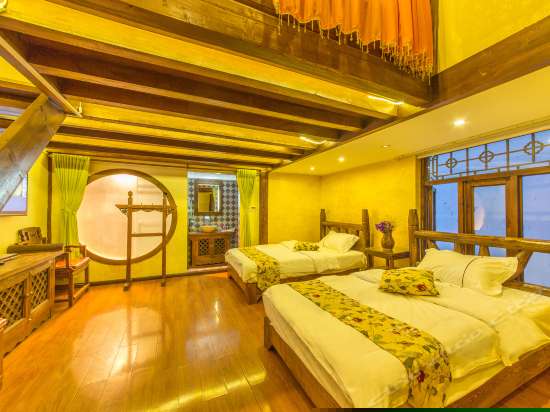 阳光观景双床房