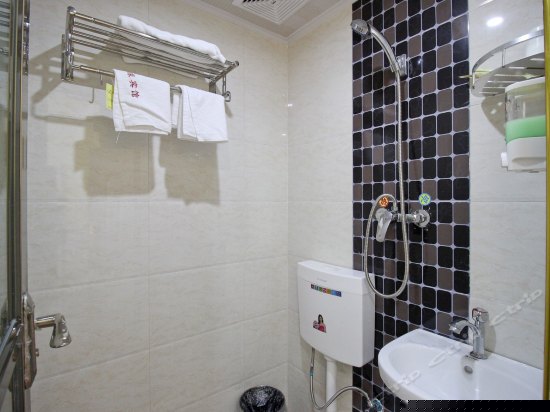 豪华夫妻电脑房