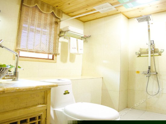 二楼标间桃花源记