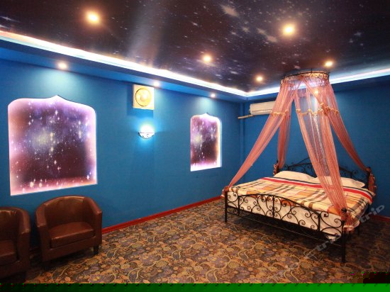 铁艺床之异国风情贵妃浴缸房(无窗)