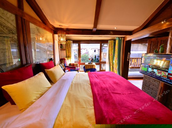 花月影阳光大床房