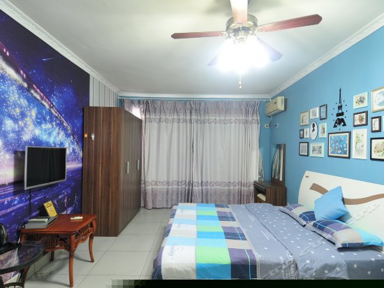 雅致侧海景大床房