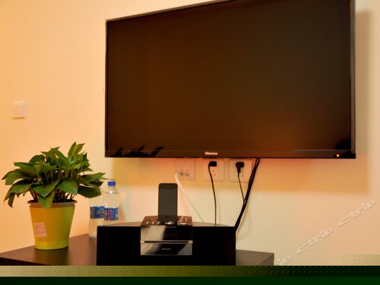 海尚影音双床房