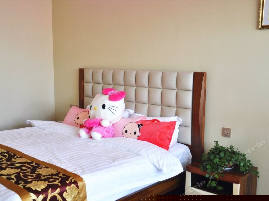 KITTY浪漫主题房