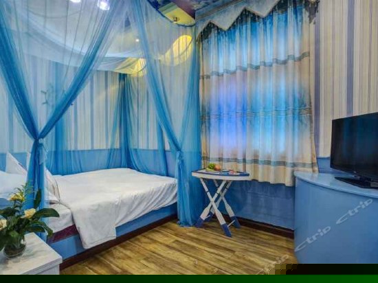 西栅南门泡沫之夏