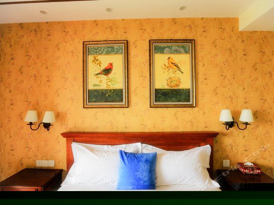 尊贵海景大床房