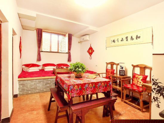 豪华明清土炕四人间