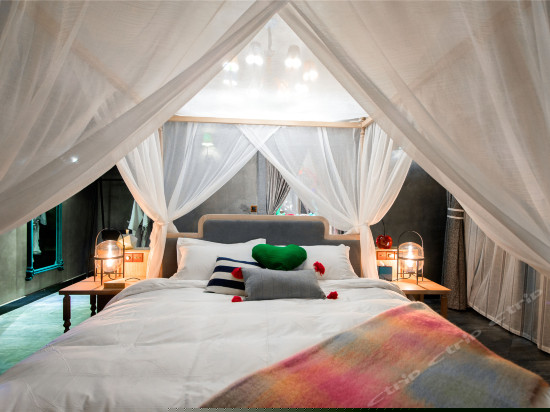 露台浴缸海景大床房