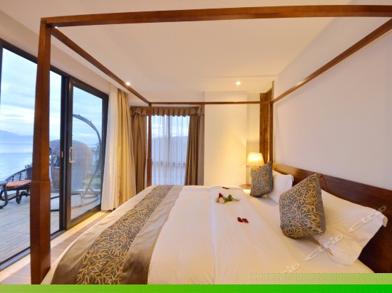 二楼海景大床房