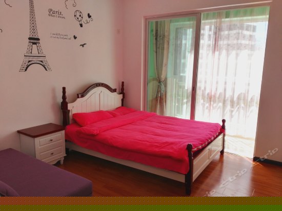 洱海天域国际公寓三房两厅两卫三阳台