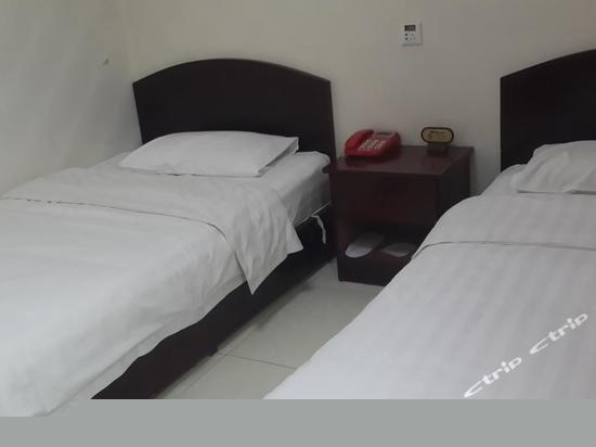 标准间（无窗）