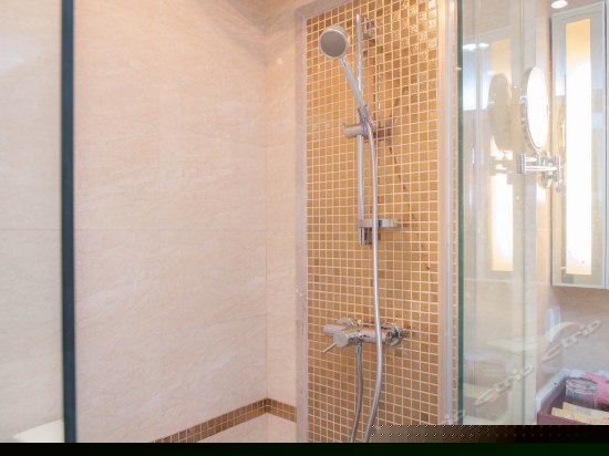 江景雅静豪华大床房