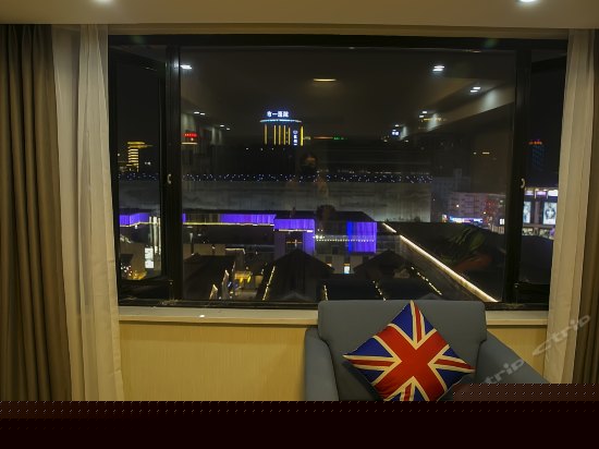 西子景颐家庭套房