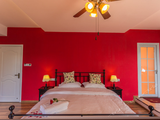 托斯卡纳海景大床房