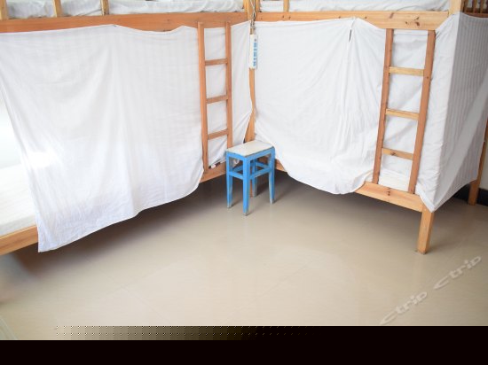 Home自驾游六人房