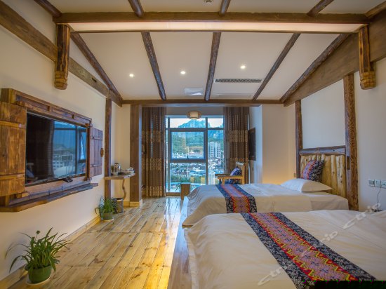 土家风情榻榻米-天门山观景