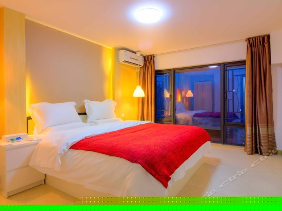 商务行政大床房