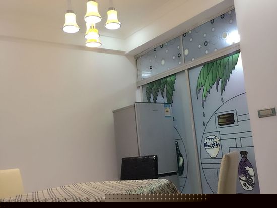 豪华机麻套房（两房一厅)